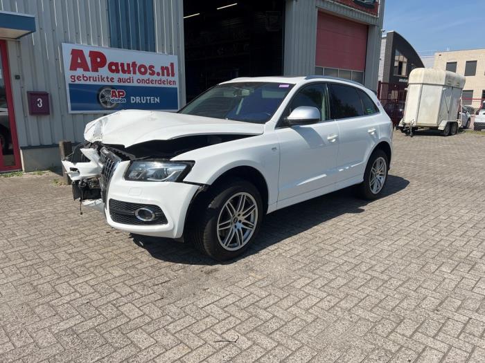 Audi Q5 3.2 FSI V6 24V Quattro  (Sloop)