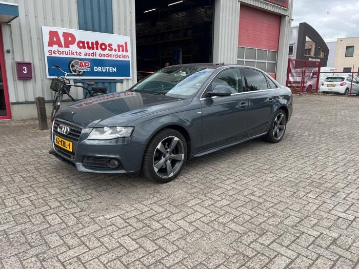 Audi A4 2.0 TFSI 16V  (Schade)