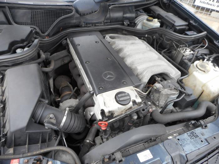 Mercedes E 3.0 E-300D Turbo 24V Sloopvoertuig (1999, Zwart)