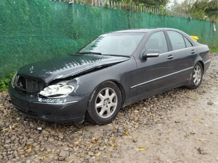 Mercedes S 3.2 S-320 18V Sloopvoertuig (2000, Zwart)