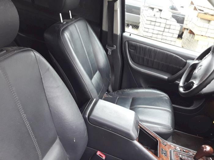 Mercedes ML I 400 4.0 CDI V8 32V Sloopvoertuig (2003, Blauw)