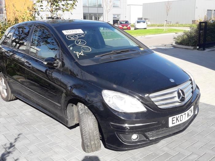 Mercedes B 1.5 B-150 16V Sloopvoertuig (2007, Metallic, Zwart)