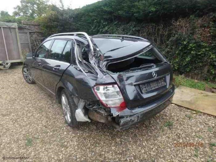 Mercedes C Estate 2.2 C-200 CDI 16V . Sloopvoertuig (2009, Grijs)