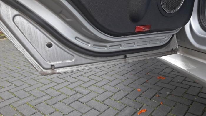 Mercedes B 1.7 B-170 16V Sloopvoertuig (2008, Zilver)