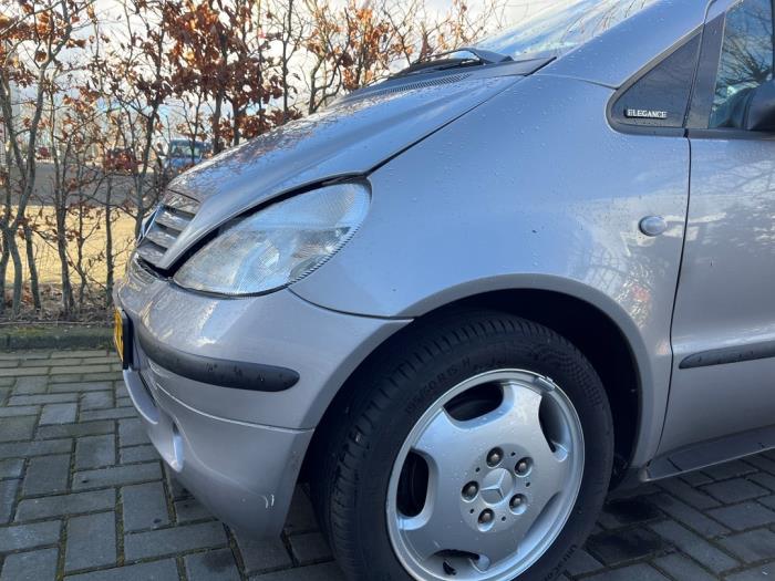 Mercedes A 1.4 A-140 Sloopvoertuig (2000, Zilvergrijs)