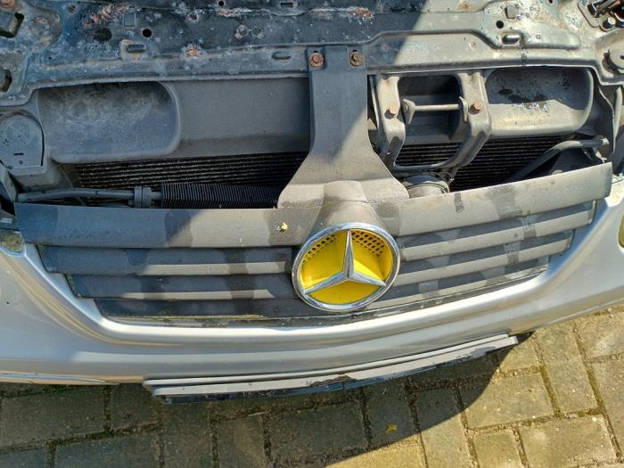 Mercedes C Sportcoupé 2.0 C-180 16V Sloopvoertuig (2002)