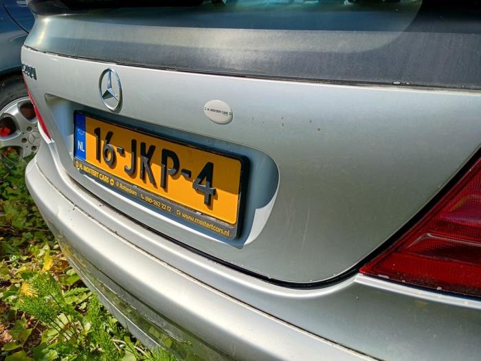 Mercedes C Sportcoupé 2.0 C-180 16V Sloopvoertuig (2002)
