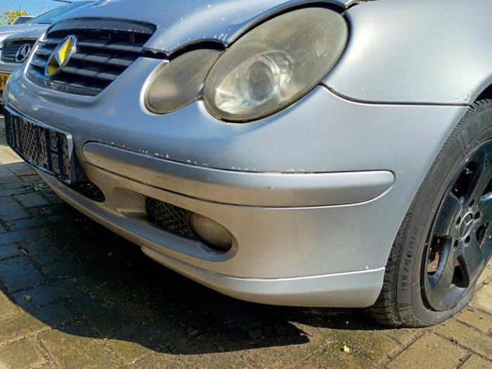 Mercedes C Sportcoupé 2.0 C-180 16V Sloopvoertuig (2002)