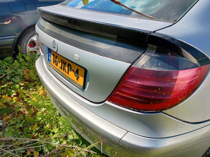 Mercedes C Sportcoupé 2.0 C-180 16V Sloopvoertuig (2002)
