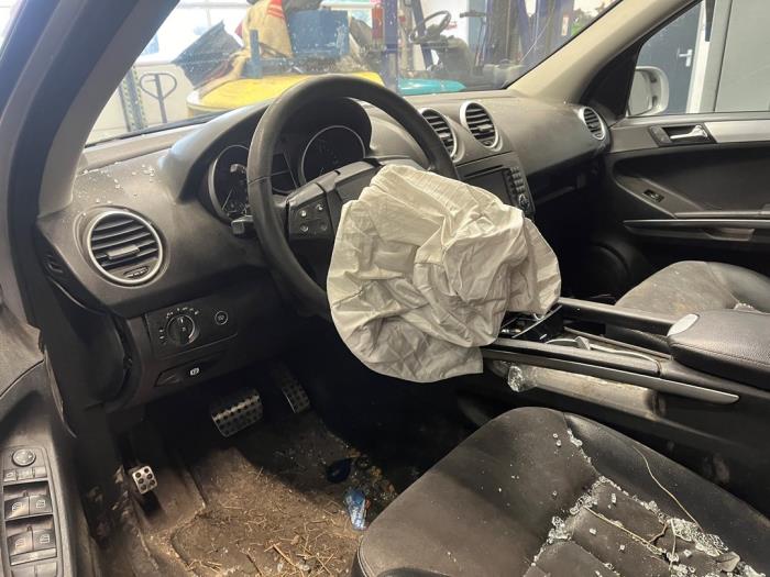 Mercedes ML II 3.0 ML-280 CDI 4-Matic V6 24V Sloopvoertuig (2007, Zilvergrijs, Zilver)