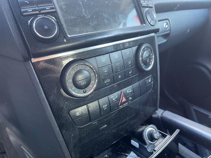 Mercedes ML II 3.0 ML-320 CDI 4-Matic V6 24V Sloopvoertuig (2009, Zilver)