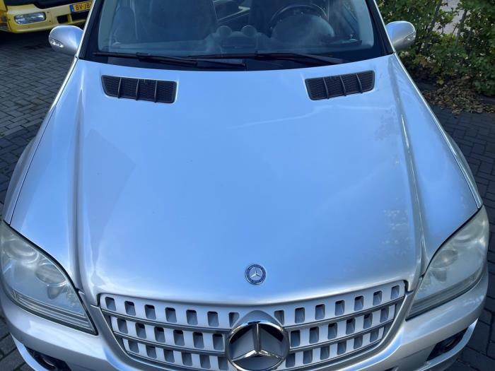 Mercedes ML II 3.0 ML-320 CDI 4-Matic V6 24V Sloopvoertuig (2009, Zilver)