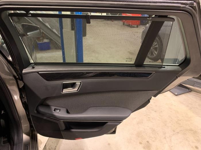 Mercedes E Estate E-200 CDI 16V BlueEfficiency,BlueTEC Sloopvoertuig (2010, Metallic, Bruin)