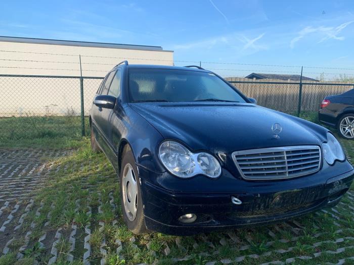 Mercedes C Combi 2.2 C-200 CDI 16V Sloopvoertuig (2001, Blauw)