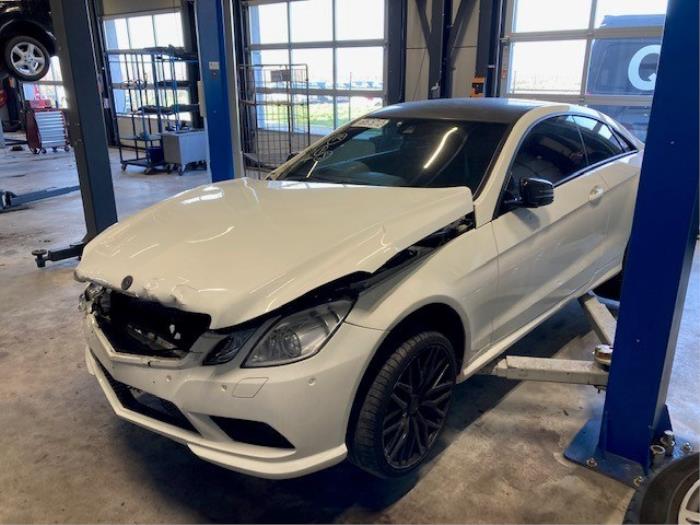 Mercedes E E-350 CDI V6 24V Sloopvoertuig (2010, Wit)