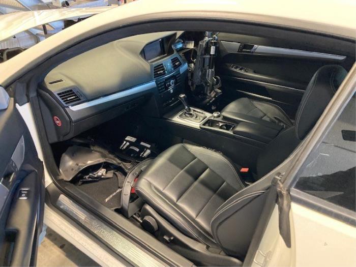 Mercedes E E-350 CDI V6 24V Sloopvoertuig (2010, Wit)