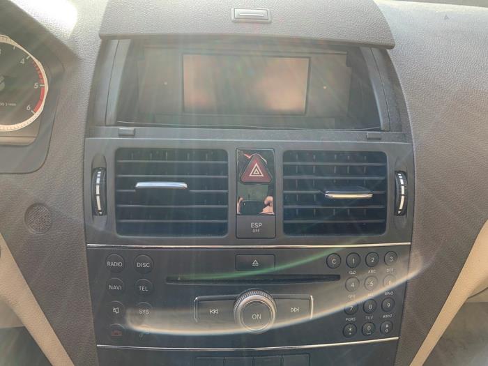 Mercedes C Estate 2.2 C-200 CDI 16V . Sloopvoertuig (2009, Metallic, Zwart)