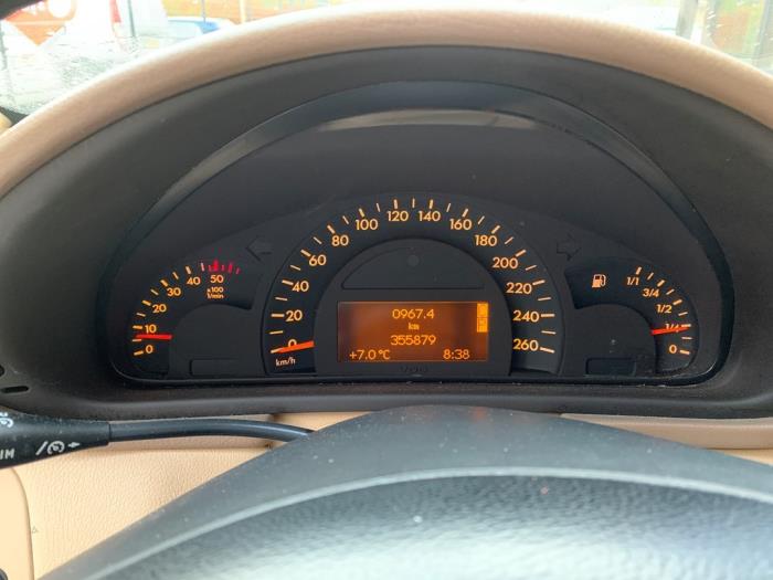 Mercedes C 2.7 C-270 CDI 20V Sloopvoertuig (2004, Metallic, Zwart)