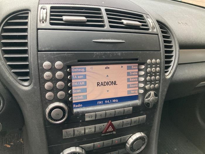 Mercedes SLK 3.5 350 V6 24V Sloopvoertuig (2005, Metallic, Grijs)