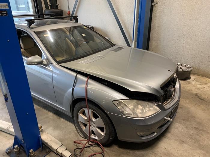 Mercedes S 4.0 S-420 CDI V8 32V Sloopvoertuig (2007, Metallic, Grijs)