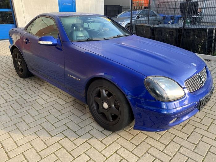 Mercedes SLK 2.3 230 K 16V Sloopvoertuig (2000, Blauw)