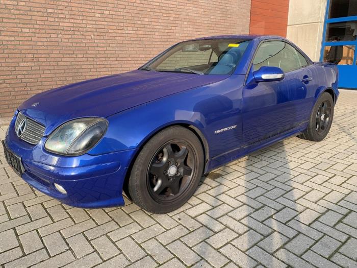 Mercedes SLK 2.3 230 K 16V Sloopvoertuig (2000, Blauw)