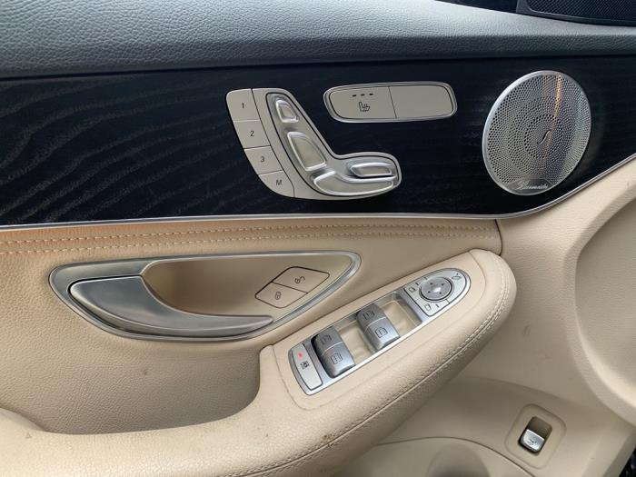 Mercedes C C-350 e 2.0 16V Sloopvoertuig (2015, Metallic, Zwart)