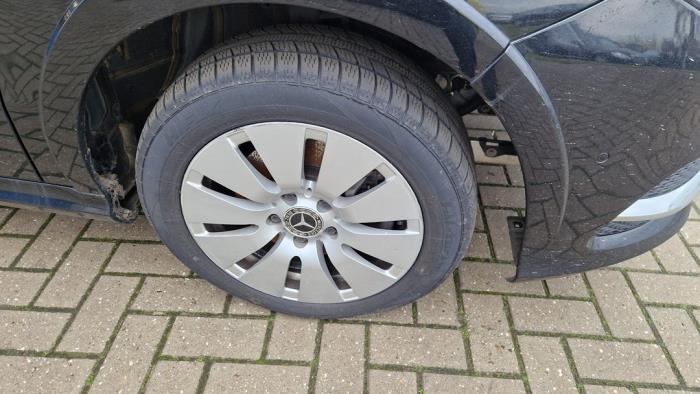 Mercedes B Electric Drive Sloopvoertuig (2017, Metallic, Zwart)