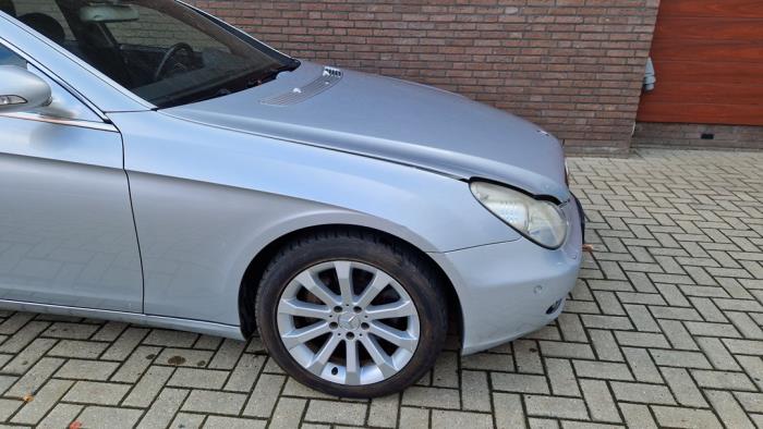 Mercedes CLS 350 3.5 V6 18V Sloopvoertuig (2005, Metallic, Zilvergrijs)