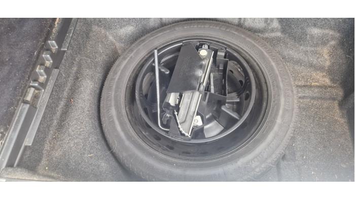 Mercedes E Estate E-220 CDI 16V BlueEfficiency Sloopvoertuig (2011, Metallic, Blauw)