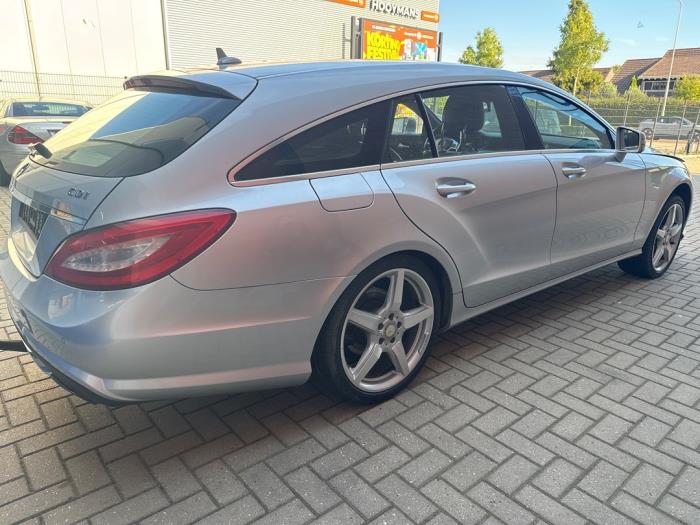 Mercedes CLS Shooting Brake 350 CDI BlueEfficiency 3.0 V6 24V Sloopvoertuig (2013, Metallic, Zilvergrijs)