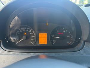 Mercedes Vito 2.2 109 CDI 16V Sloopvoertuig (2008, Metallic, Zilvergrijs)