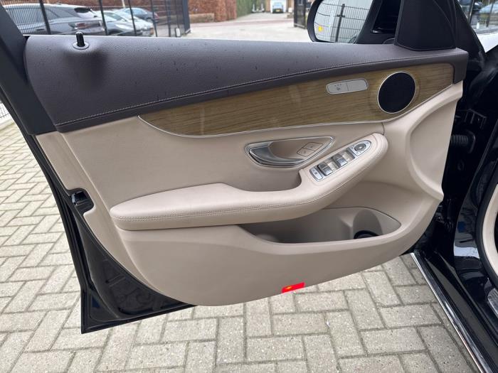 Mercedes C Estate C-350 e 2.0 16V Sloopvoertuig (2016, Zwart)