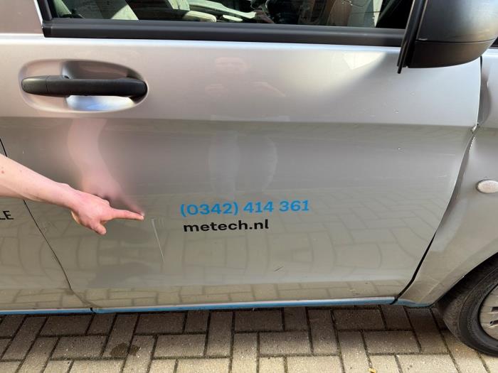 Mercedes Vito 2.2 114 CDI 16V Sloopvoertuig (2017, Metallic, Zilvergrijs)
