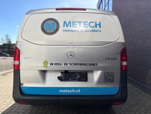 Mercedes Vito 2.2 114 CDI 16V Sloopvoertuig (2017, Metallic, Zilvergrijs)
