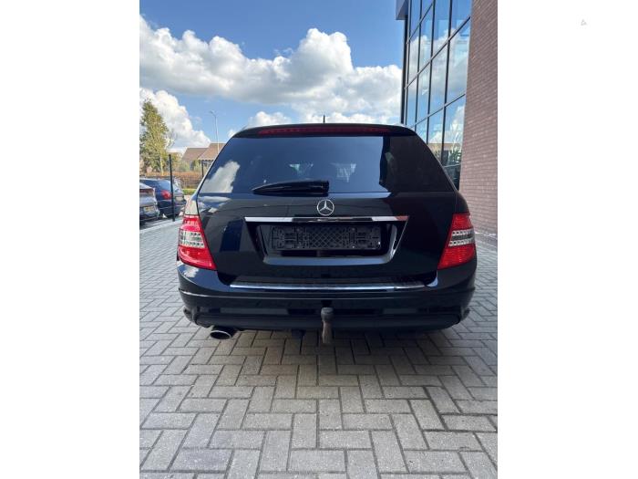 Mercedes C Estate 2.2 C-220 CDI 16V BlueEfficiency Sloopvoertuig (2010, Metallic, Zwart)