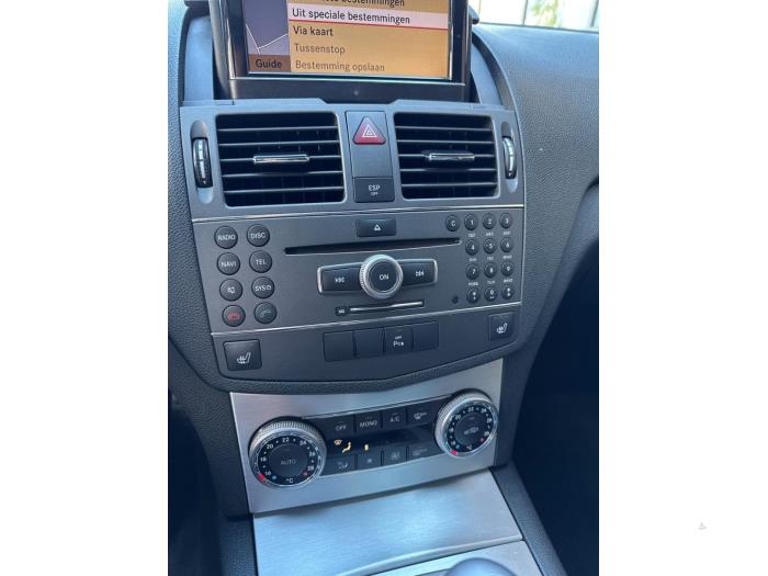 Mercedes C Estate 2.2 C-220 CDI 16V BlueEfficiency Sloopvoertuig (2010, Metallic, Zwart)