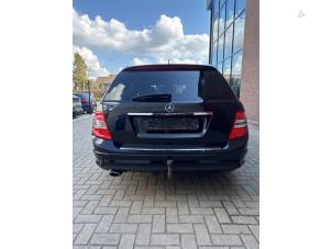 Mercedes C Estate 2.2 C-220 CDI 16V BlueEfficiency Sloopvoertuig (2010, Metallic, Zwart)