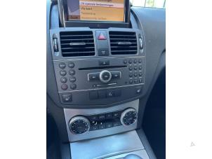 Mercedes C Estate 2.2 C-220 CDI 16V BlueEfficiency Sloopvoertuig (2010, Metallic, Zwart)