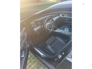 Mercedes E Estate E-220d 2.0 Turbo 16V Sloopvoertuig (2018, Metallic, Zwart)