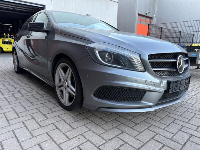 Mercedes A 2.2 A-220 CDI 16V Sloopvoertuig (2013, Metallic, Grijs)