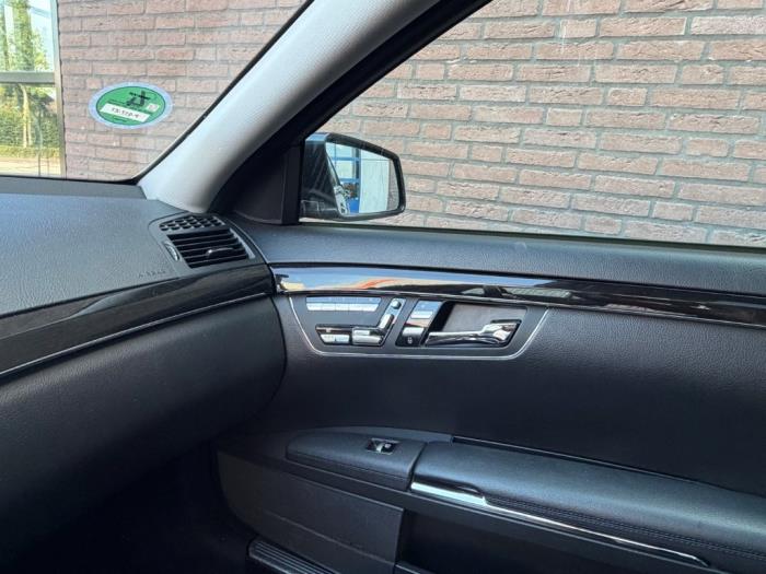 Mercedes S 3.0 S-350 BlueTec 24V 4-Matic Sloopvoertuig (2012, Metallic, Zwart)