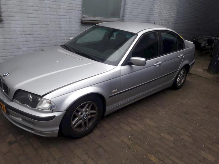 BMW 3 serie 318i Sloopvoertuig (1998, Titanium, Metallic, Zilver)