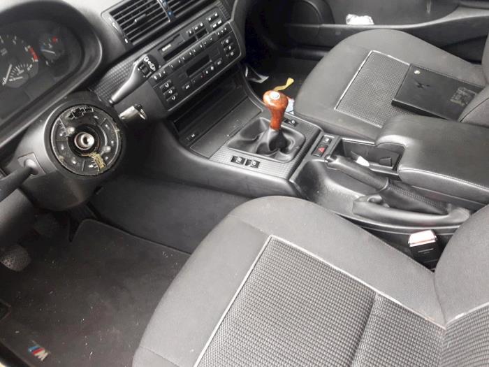 BMW 3 serie 318 Ci 16V Sloopvoertuig (2002, Licht, Metallic, Geel)