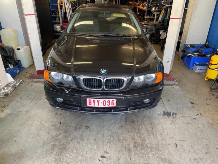 BMW 3 serie 318 Ci Sloopvoertuig (1999, Zwart)