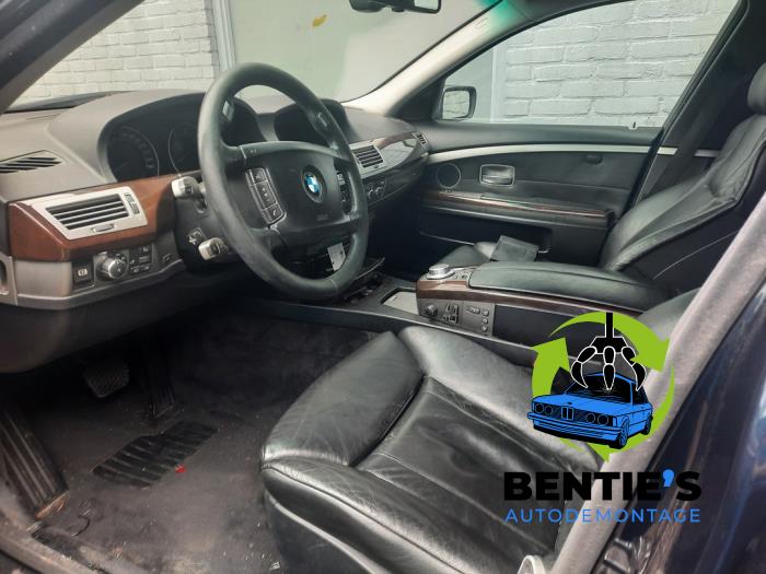 BMW 7 serie 745d 4.4 V8 32V Sloopvoertuig (2006, Blauw)