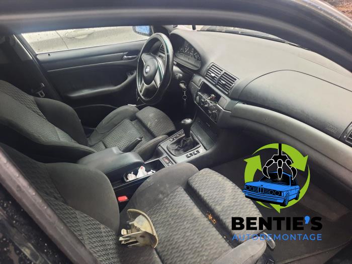 BMW 3 serie Touring 320d 16V Sloopvoertuig (2001)