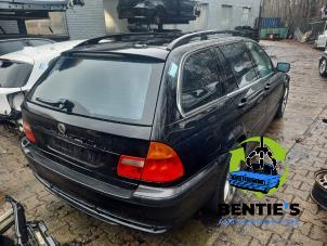 BMW 3 serie Touring 320d 16V Sloopvoertuig (2001)
