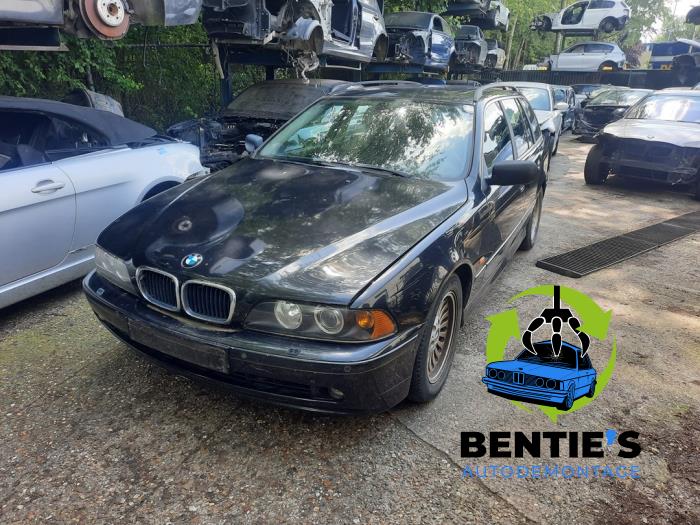 BMW 5 serie Touring 530i 24V Sloopvoertuig (2001, Zwart)