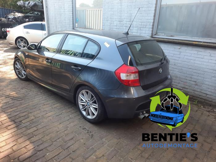 BMW 1 serie 118i 16V Sloopvoertuig (2006, Metallic, Grafiet)